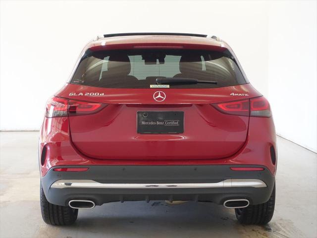 GLA200 d 4MATIC AMGラインパッケージ・AMGレザーエクスクルーシブパッケージ・アドバンスドパッケージ