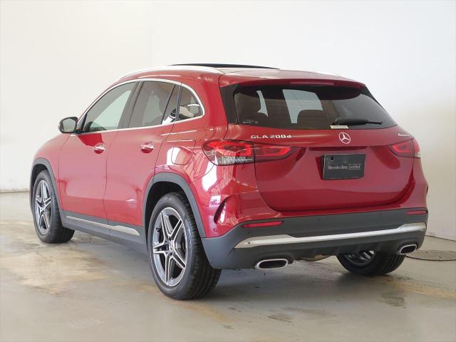 GLA200 d 4MATIC AMGラインパッケージ・AMGレザーエクスクルーシブパッケージ・アドバンスドパッケージ