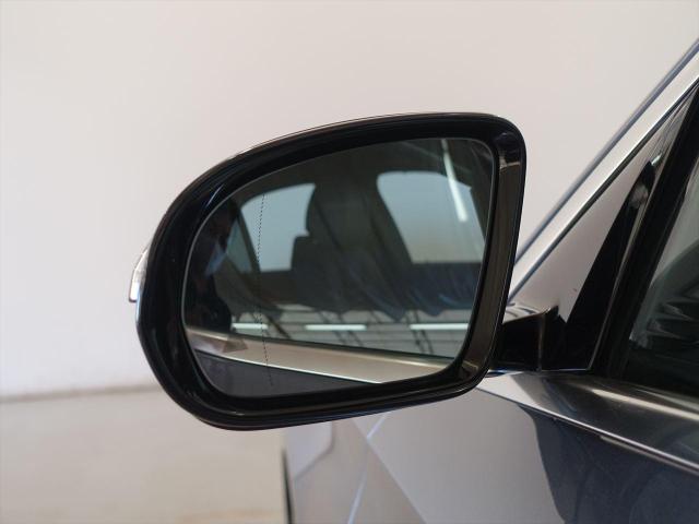 E200 スポーツ AMGラインインテリアパッケージ・エクスクルーシブパッケージ