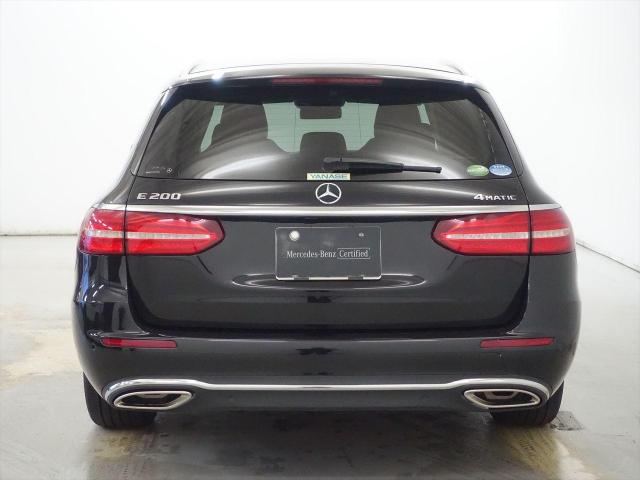 E200 4MATIC ステーションワゴン アバンギャルド