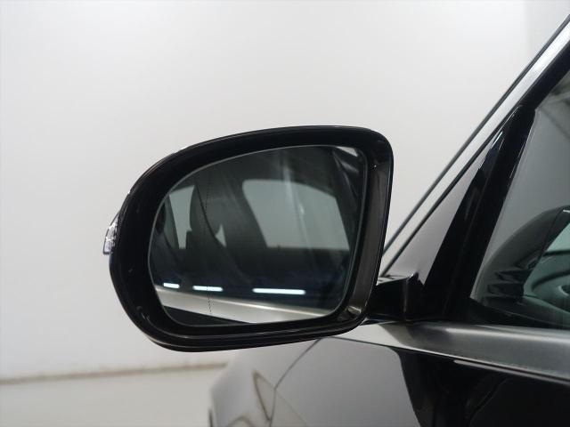 E200 4MATIC ステーションワゴン アバンギャルド