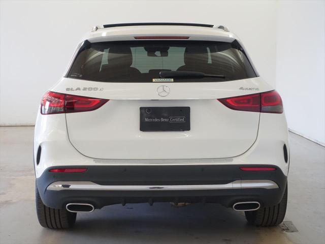 GLA200 d 4MATIC AMGライン ナビゲーションパッケージ