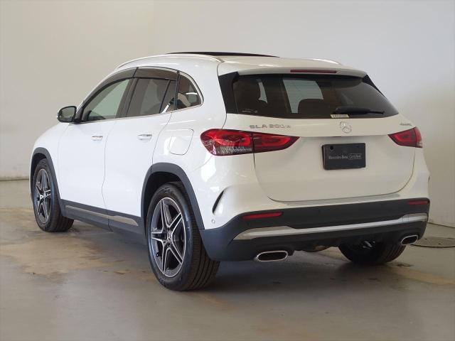 GLA200 d 4MATIC AMGライン ナビゲーションパッケージ