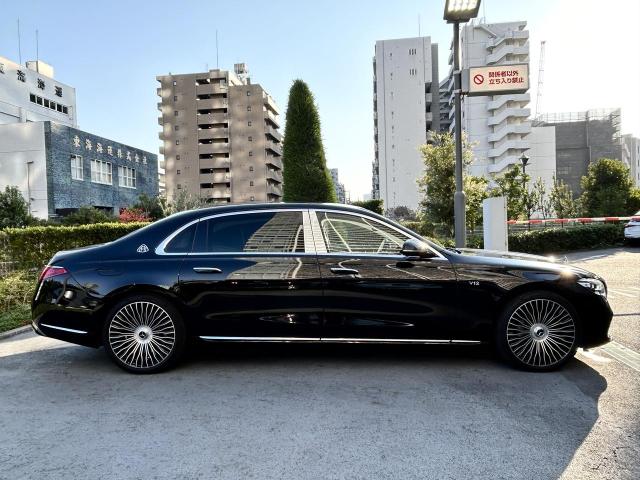 メルセデス‐マイバッハ S680 4MATIC MANUFAKTURレザーエクスクルーシブパッケージ