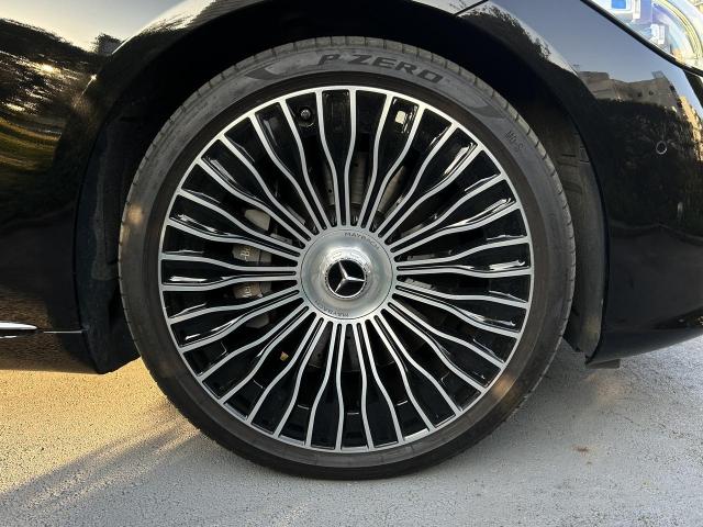 メルセデス‐マイバッハ S680 4MATIC MANUFAKTURレザーエクスクルーシブパッケージ