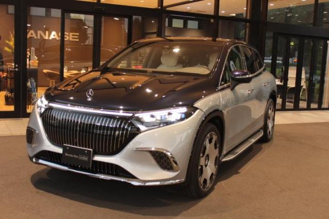メルセデス‐マイバッハ EQS680 SUV ファーストクラスパッケージ