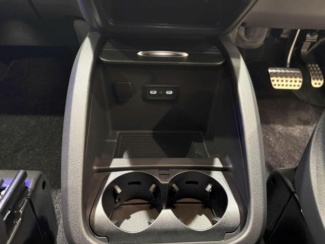 V220 d エクストラロング AMGラインパッケージ