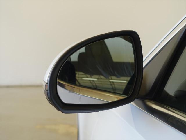 C200 アバンギャルド AMGラインパッケージ・レザーエクスクルーシブパッケージ・ベーシックパッケージ