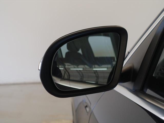 EQC400 4MATIC AMGライン レザーエクスクルーシブパッケージ