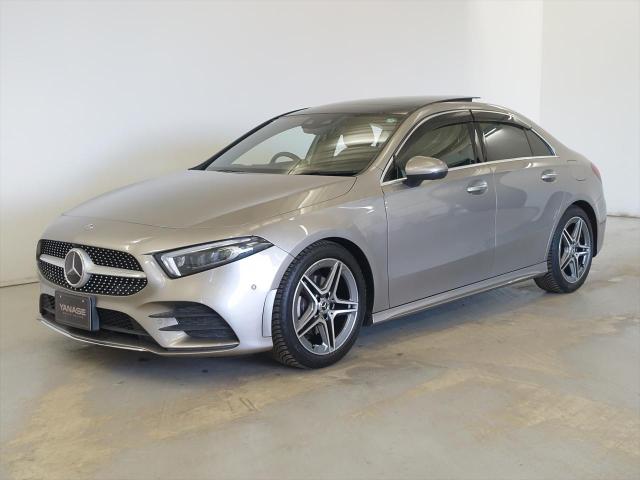 A180 スタイル セダン AMGライン AMGレザーエクスクルーシブパッケージ・レーダーセーフティパッケージ・アドバンスドパッケージ・ナビゲーションパッケージ