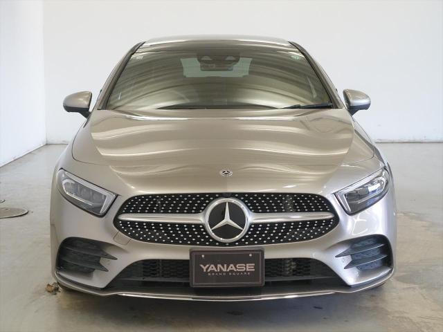 A180 スタイル セダン AMGライン AMGレザーエクスクルーシブパッケージ・レーダーセーフティパッケージ・アドバンスドパッケージ・ナビゲーションパッケージ