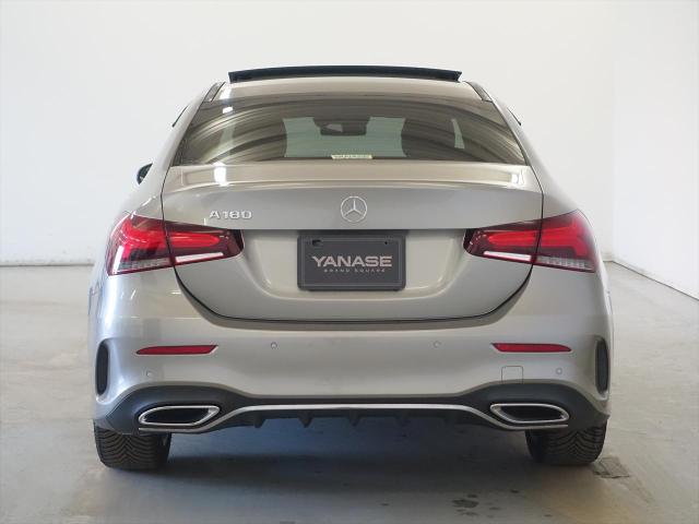 A180 スタイル セダン AMGライン AMGレザーエクスクルーシブパッケージ・レーダーセーフティパッケージ・アドバンスドパッケージ・ナビゲーションパッケージ