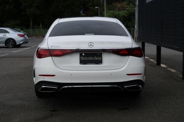 E300 エクスクルーシブ AMGラインパッケージ・レザーエクスクルーシブパッケージ・デジタルインテリアパッケージ