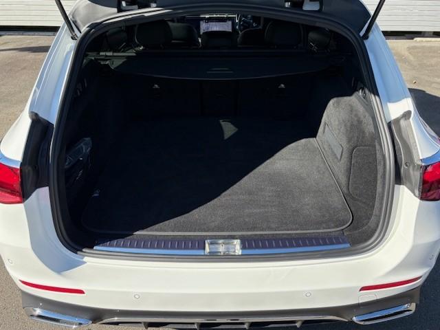 E200 ステーションワゴン アバンギャルド AMGラインパッケージ・レザーエクスクルーシブパッケージ・アドバンスドパッケージ・デジタルインテリアパッケージ