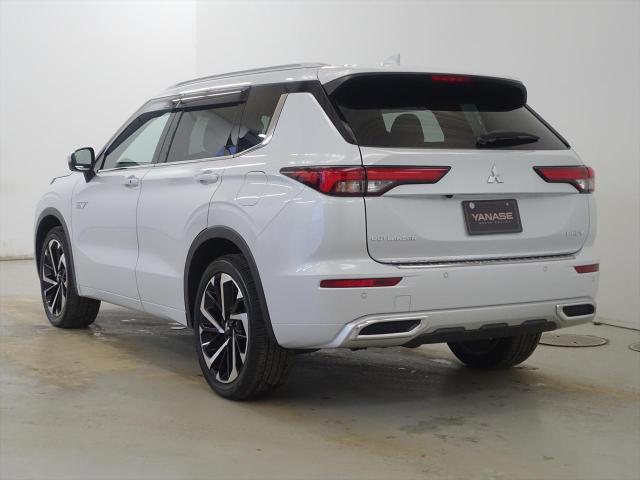 アウトランダー PHEV P