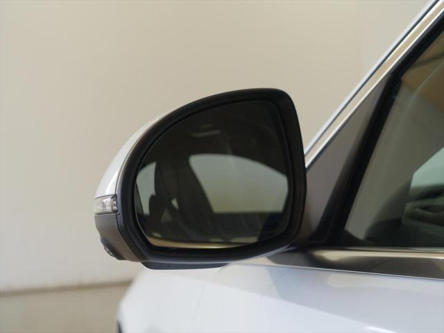 C200 アバンギャルド AMGラインパッケージ・レザーエクスクルーシブパッケージ・ベーシックパッケージ