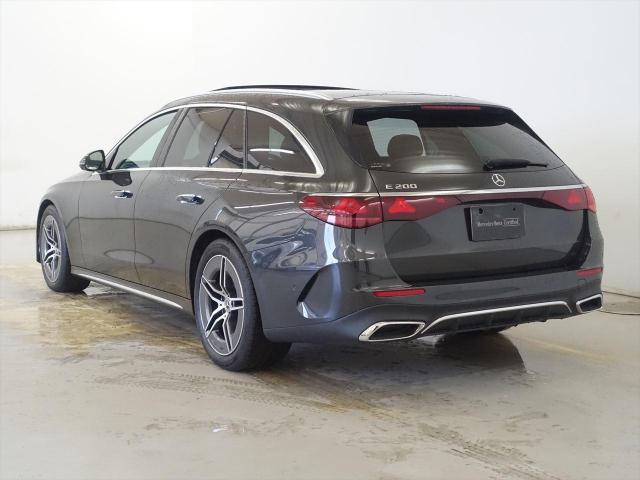 E200 ステーションワゴン アバンギャルド AMGラインパッケージ・レザーエクスクルーシブパッケージ・デジタルインテリアパッケージ