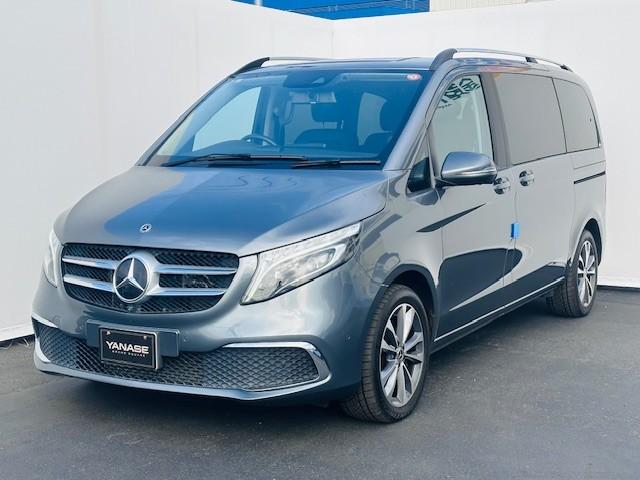 V220 d アバンギャルド