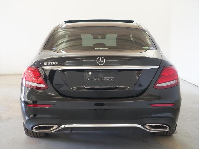 E200 アバンギャルド スポーツ レザーエクスクルーシブパッケージ