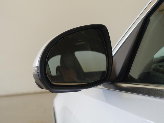 C220 d アバンギャルド AMGラインパッケージ・レザーエクスクルーシブパッケージ・ベーシックパッケージ