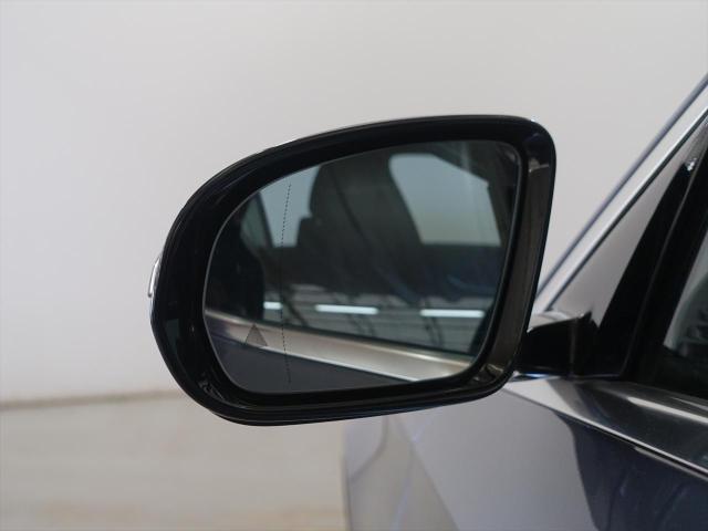 E220 d スポーツ AMGラインインテリアパッケージ・エクスクルーシブパッケージ