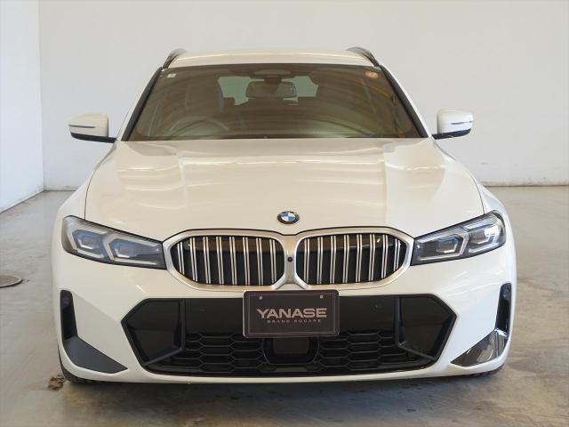 320d xDrive ツーリング  Mスポーツ