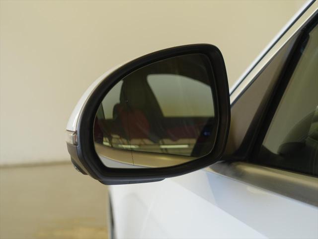 C200 ステーションワゴン アバンギャルド AMGライン レザーエクスクルーシブパッケージ・ベーシックパッケージ