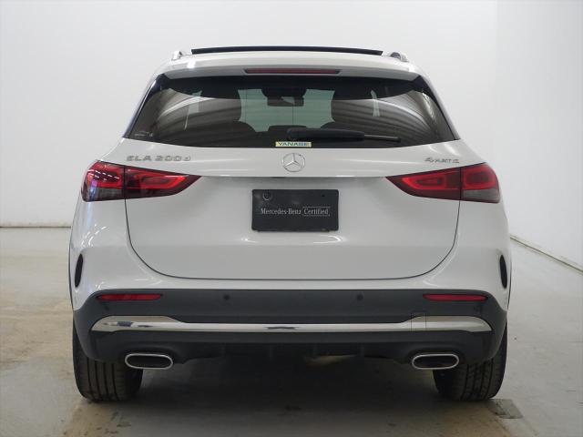 GLA200 d 4MATIC AMGラインパッケージ・AMGレザーエクスクルーシブパッケージ・アドバンスドパッケージ