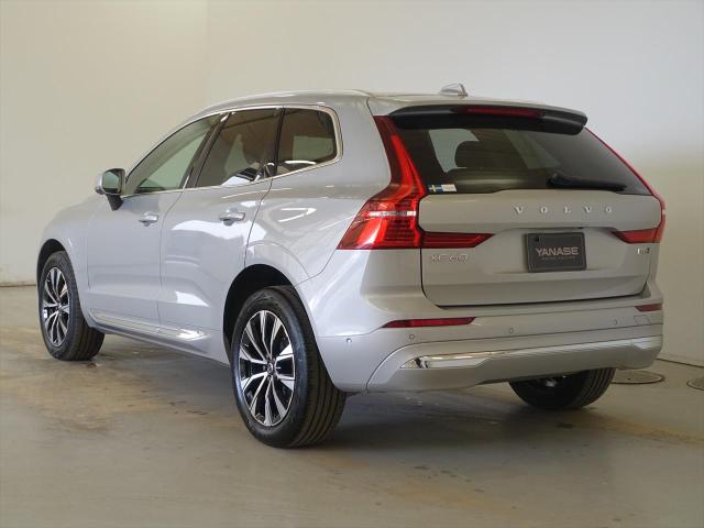 XC60 アルティメット B5 AWD