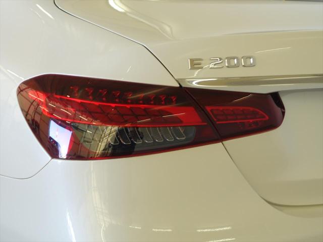 E200 スポーツ AMGラインインテリアパッケージ・エクスクルーシブパッケージ