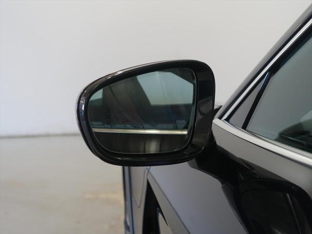 タイカン ターボクロスツーリスモ