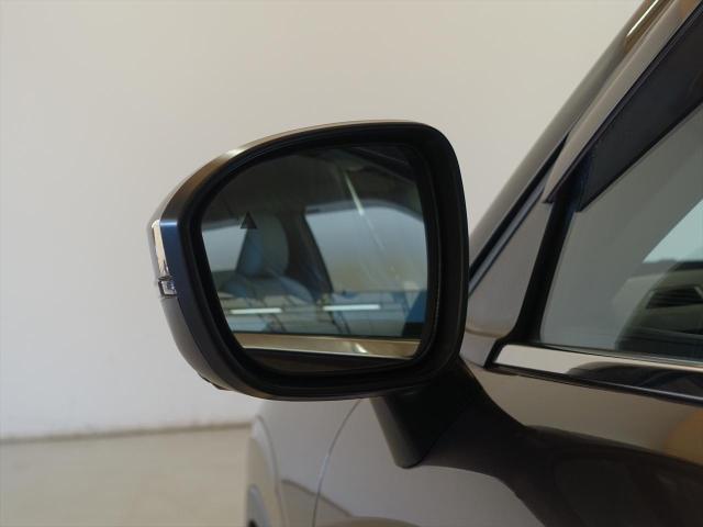 アウトランダーPHEV P