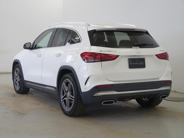 GLA200 d 4MATIC AMGライン ナビゲーションパッケージ