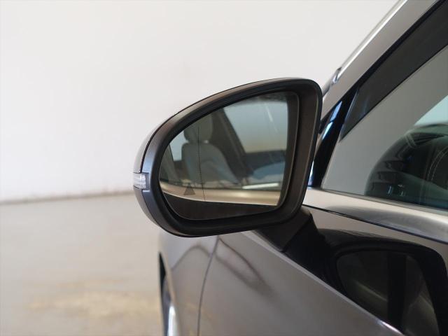 A250 4MATIC セダン レザーエクスクルーシブパッケージ・レーダーセーフティパッケージ・アドバンスドパッケージ・ナビゲーションパッケージ