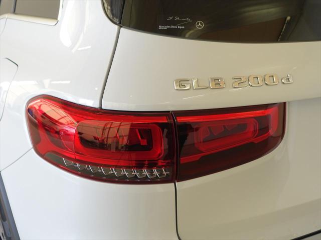 GLB200 d 4MATIC レザーエクスクルーシブパッケージ・アドバンスドパッケージ・ナビゲーションパッケージ