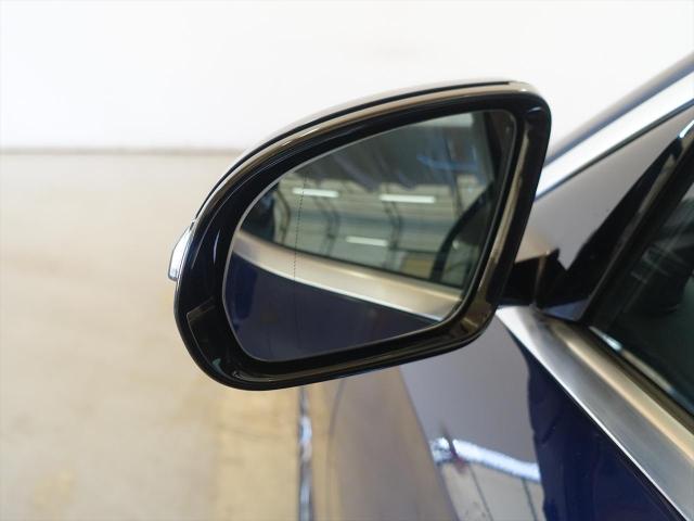 E220 d スポーツ AMGラインインテリアパッケージ・エクスクルーシブパッケージ