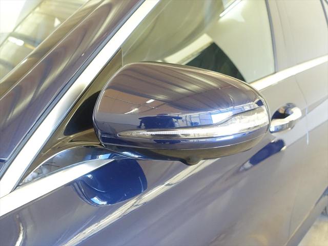 E220 d スポーツ AMGラインインテリアパッケージ・エクスクルーシブパッケージ