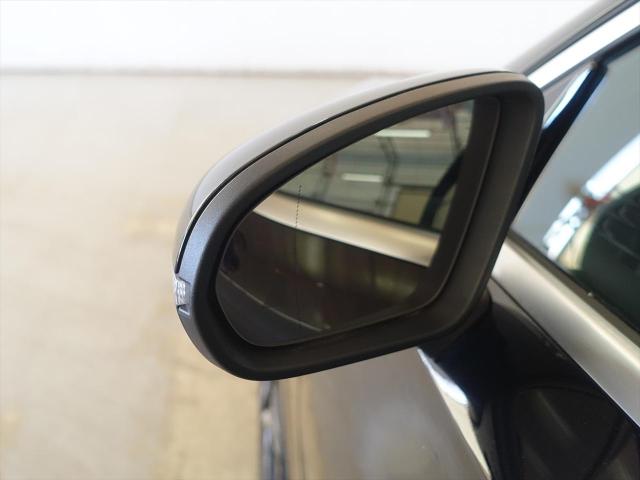 メルセデス-AMG A35 4MATIC セダン AMGパフォーマンスパッケージ・AMGアドバンスドパッケージ・ナビゲーションパッケージ