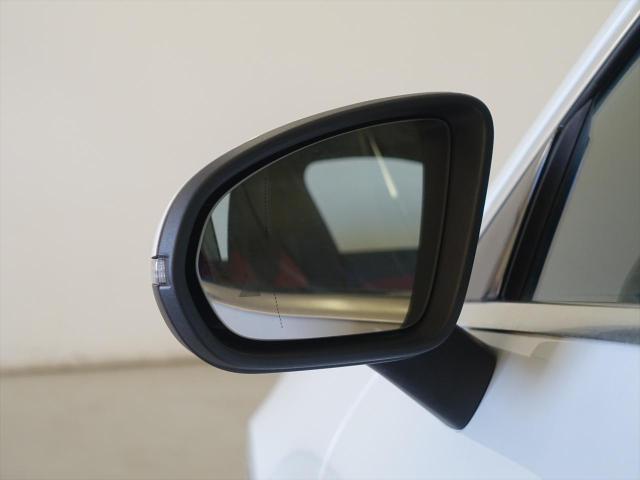 CLA250 4MATIC AMGライン AMGレザーエクスクルーシブパッケージ・レーダーセーフティパッケージ・アドバンスドパッケージ・ナビゲーションパッケージ