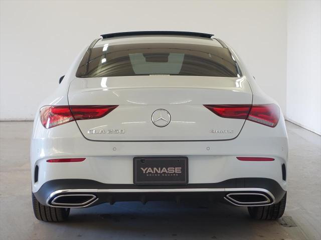 CLA250 4MATIC AMGライン AMGレザーエクスクルーシブパッケージ・レーダーセーフティパッケージ・アドバンスドパッケージ・ナビゲーションパッケージ