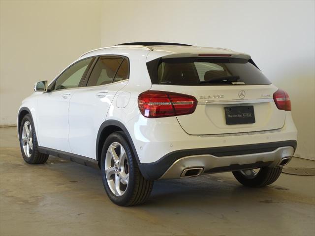 GLA220 4MATIC レーダーセーフティパッケージ・プレミアムパッケージ