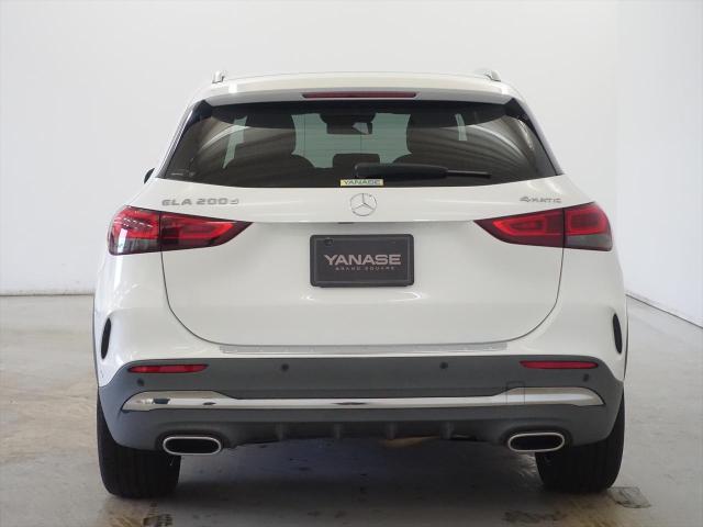 GLA200 d 4MATIC AMGライン ナビゲーションパッケージ