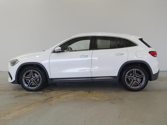 GLA200 d 4MATIC AMGライン ナビゲーションパッケージ