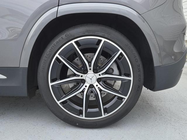 メルセデス‐AMG GLA35 4MATIC AMGパフォーマンスパッケージ・アドバンスドパッケージ