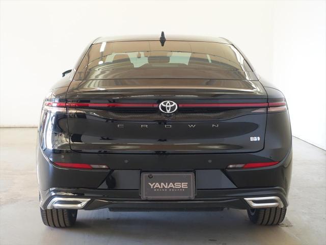 クラウン クロスオーバー RS