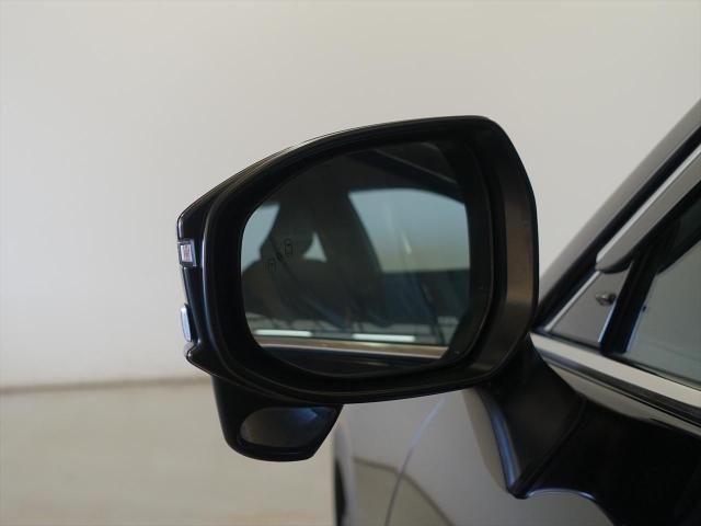 クラウン クロスオーバー RS