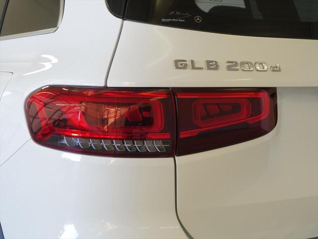 GLB200 d レザーエクスクルーシブパッケージ・アドバンスドパッケージ・ナビゲーションパッケージ