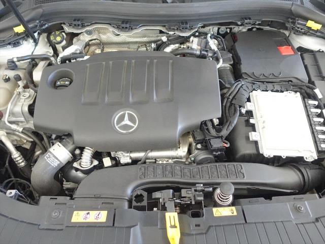 GLA200 d 4MATIC AMGライン ナビゲーションパッケージ