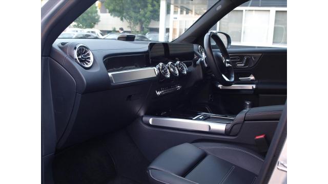 GLB180 AMGラインパッケージ・AMGレザーエクスクルーシブパッケージ