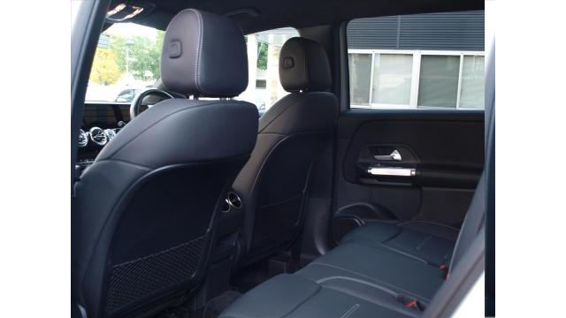 GLB180 AMGラインパッケージ・AMGレザーエクスクルーシブパッケージ